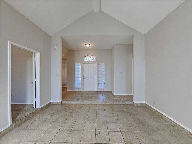 815 Mccomb Lane, Cedar Hill, TX 75104