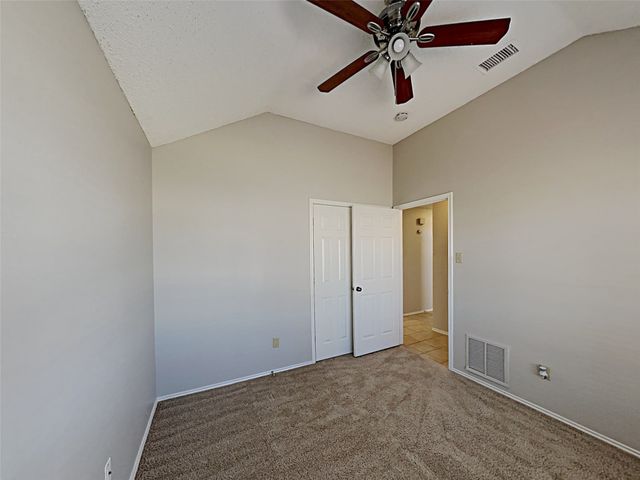 815 Mccomb Lane, Cedar Hill, TX 75104