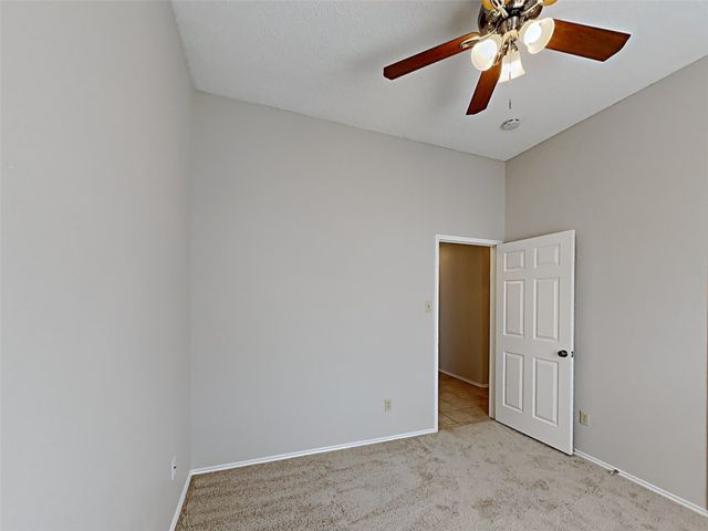 815 Mccomb Lane, Cedar Hill, TX 75104