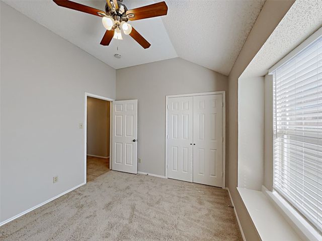 815 Mccomb Lane, Cedar Hill, TX 75104