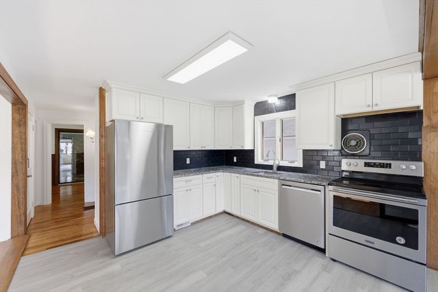 22 Dartmouth St, South Hadley, MA 01075