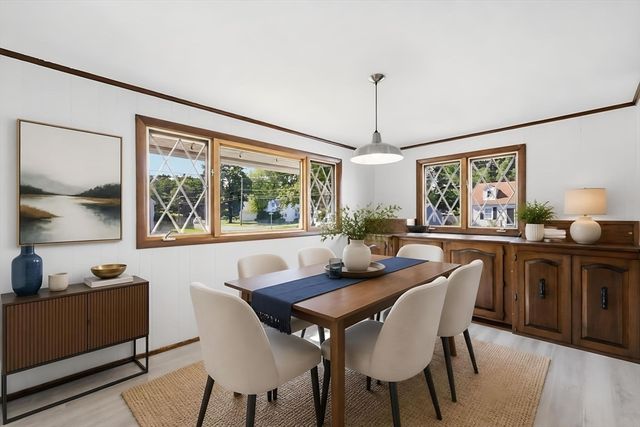 22 Dartmouth St, South Hadley, MA 01075