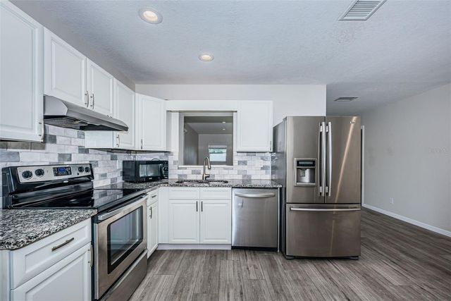 4460 33RD AVENUE N, St Petersburg, FL 33713