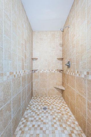 4460 33RD AVENUE N, St Petersburg, FL 33713