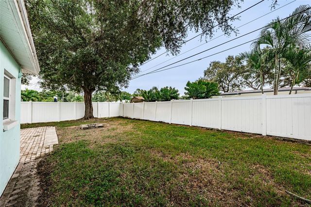 4460 33RD AVENUE N, St Petersburg, FL 33713