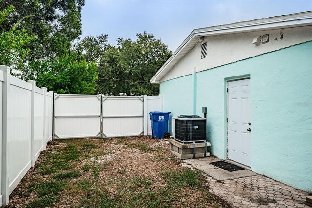 4460 33RD AVENUE N, St Petersburg, FL 33713