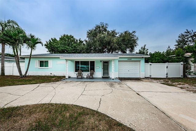 4460 33RD AVENUE N, St Petersburg, FL 33713