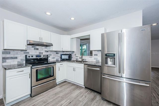 4460 33RD AVENUE N, St Petersburg, FL 33713