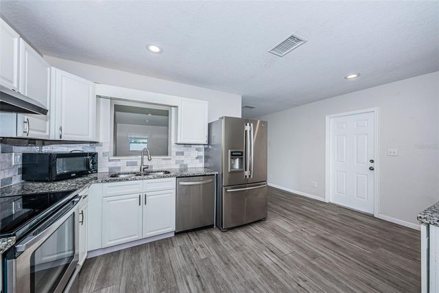 4460 33RD AVENUE N, St Petersburg, FL 33713