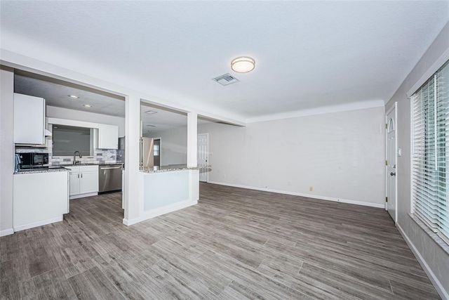 4460 33RD AVENUE N, St Petersburg, FL 33713