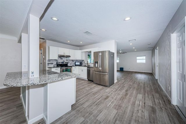 4460 33RD AVENUE N, St Petersburg, FL 33713