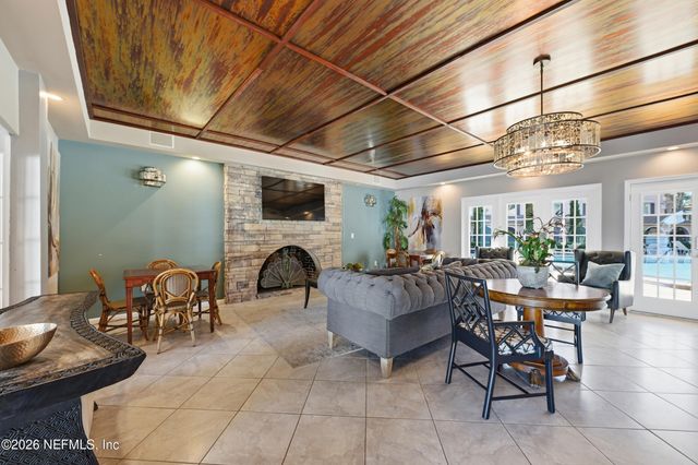 5375 ORTEGA FARMS Boulevard 515, Jacksonville, FL 32210