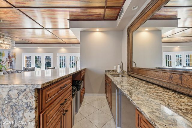 5375 ORTEGA FARMS Boulevard 515, Jacksonville, FL 32210