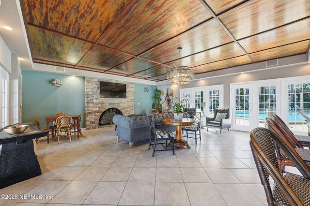 5375 ORTEGA FARMS Boulevard 515, Jacksonville, FL 32210