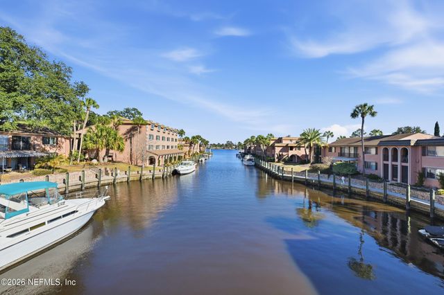 5375 ORTEGA FARMS Boulevard 515, Jacksonville, FL 32210