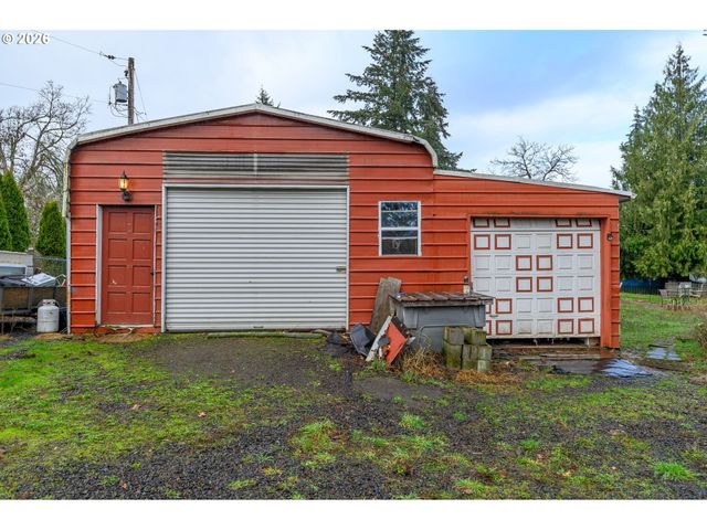35267 S Acer Ln, Molalla, OR 97038