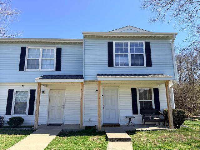 612 E Campus Drive A-1, Carbondale, IL 62901