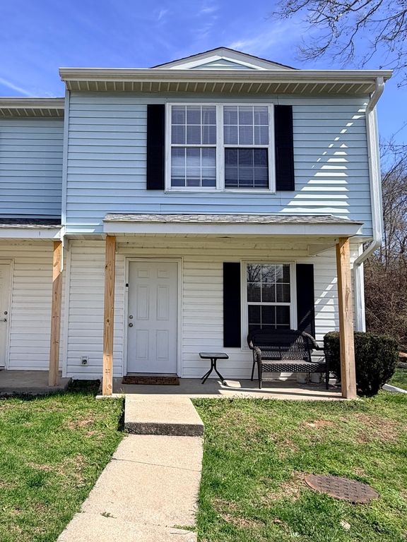 612 E Campus Drive A-1, Carbondale, IL 62901