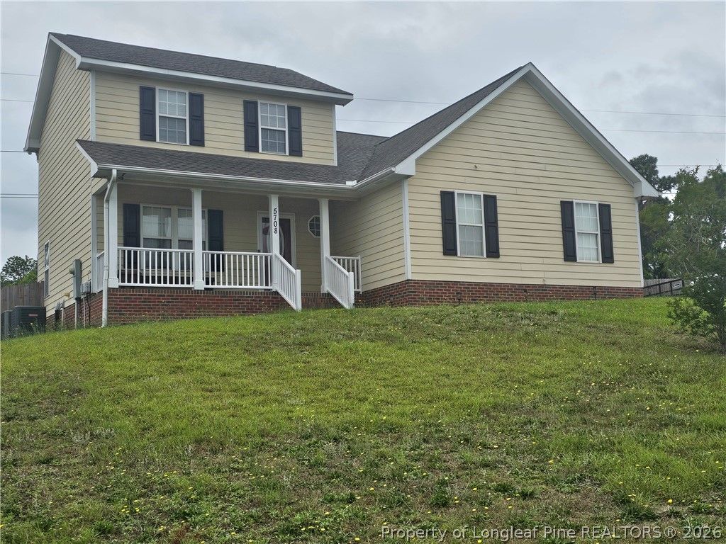 5708 Spreading Branch Rd Road, Hope Mills, NC 28348