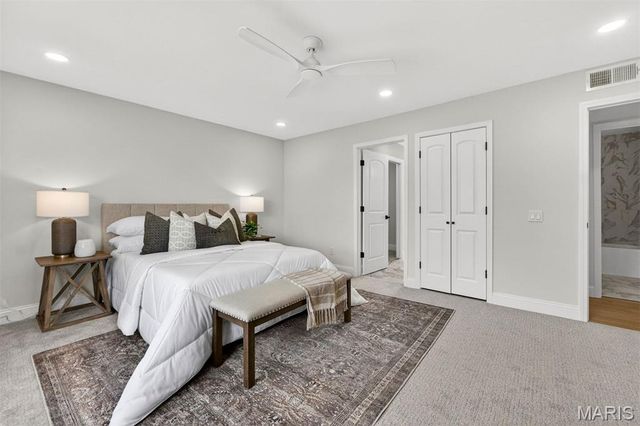 13237 Fairoyal Drive, Des Peres, MO 63131