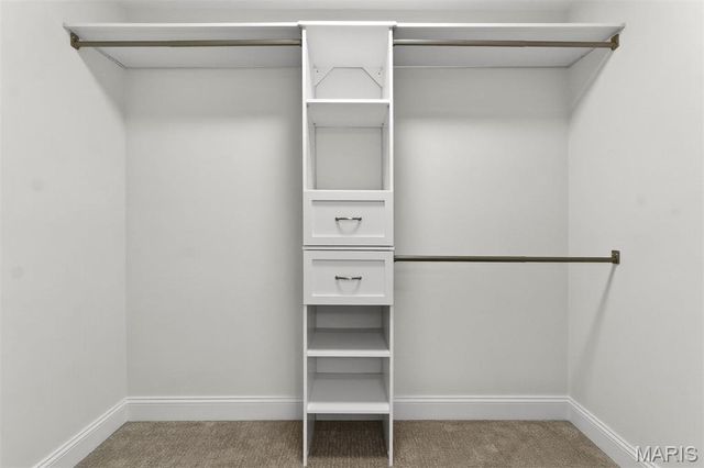 13237 Fairoyal Drive, Des Peres, MO 63131