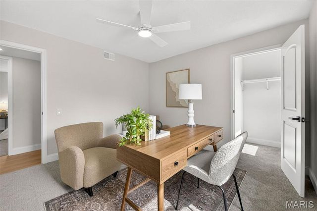 13237 Fairoyal Drive, Des Peres, MO 63131