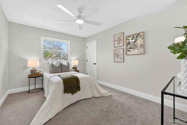 13237 Fairoyal Drive, Des Peres, MO 63131