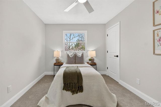 13237 Fairoyal Drive, Des Peres, MO 63131