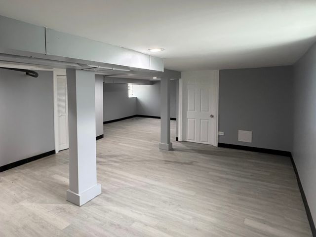 6355 S Oakley Avenue, Chicago, IL 60636