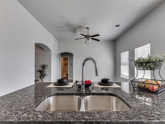 11516 NW 129th Street, Piedmont, OK 73078