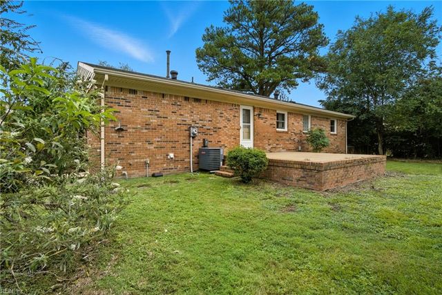 813 Ray Place, Virginia Beach, VA 23454