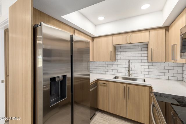 6721 E MCDOWELL Road 302c, Scottsdale, AZ 85257