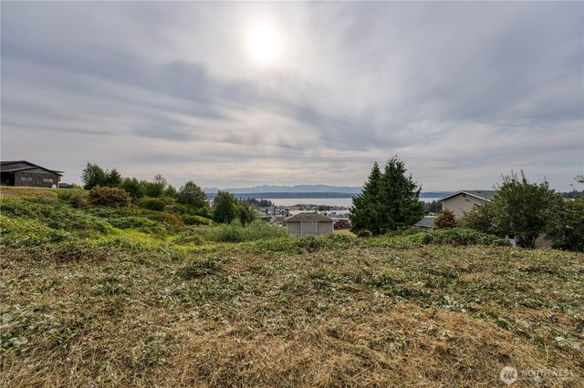38063 Fawn Road NE, Hansville, WA 98340