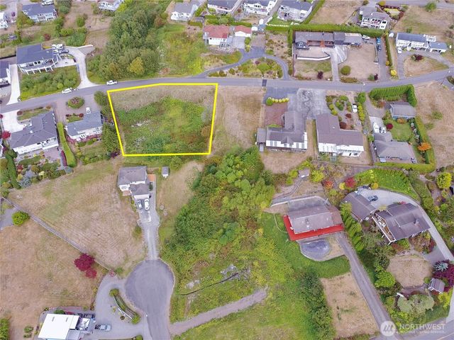 38063 Fawn Road NE, Hansville, WA 98340