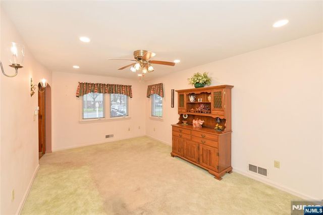 4-16 Plaza Road, Fair Lawn, NJ 07410