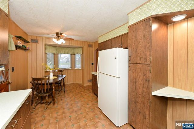 4-16 Plaza Road, Fair Lawn, NJ 07410