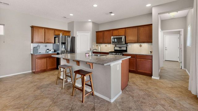 5601 Addis Drive SE, Albuquerque, NM 87106