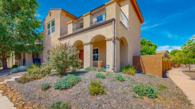 5601 Addis Drive SE, Albuquerque, NM 87106