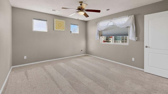 5601 Addis Drive SE, Albuquerque, NM 87106