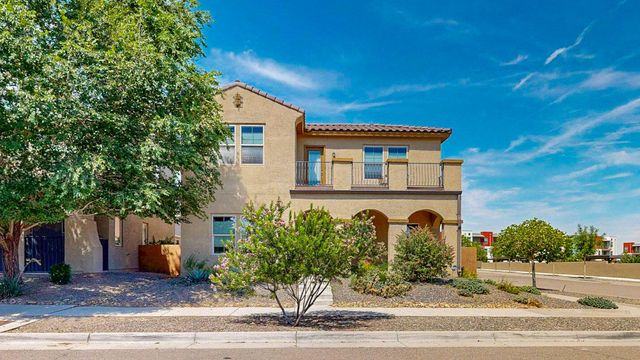 5601 Addis Drive SE, Albuquerque, NM 87106