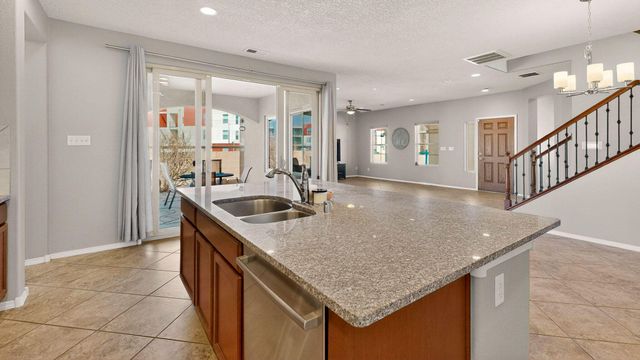 5601 Addis Drive SE, Albuquerque, NM 87106