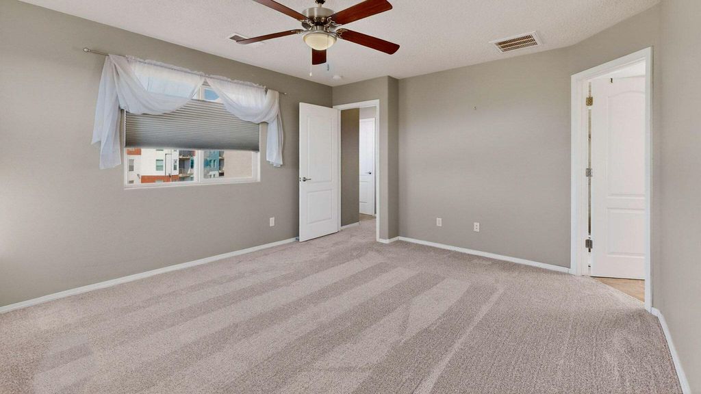 Image 24 of property listing at 5601 Addis Drive SE, Albuquerque, NM 87106