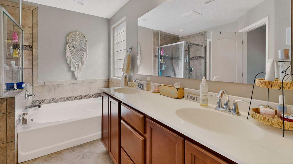 Image 25 of property listing at 5601 Addis Drive SE, Albuquerque, NM 87106