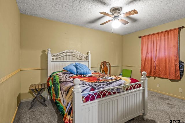 309 Henderson, Mt Pleasant, TX 75455