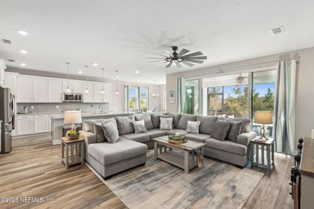 85558 FALL RIVER Parkway, Fernandina Beach, FL 32034