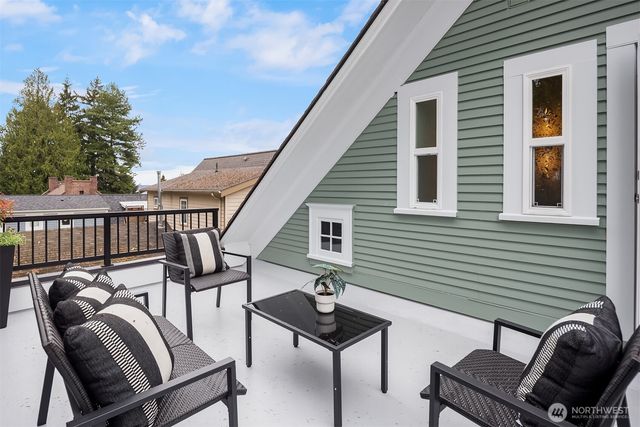 5023 SW Prince Street, Seattle, WA 98116