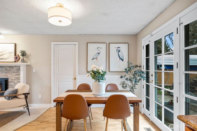 14118 83rd Place NE, Kirkland, WA 98034