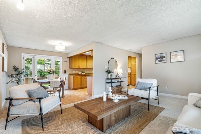 14118 83rd Place NE, Kirkland, WA 98034