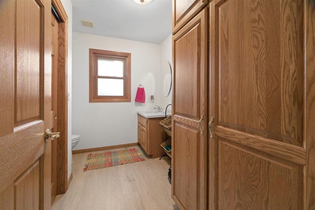 2855 FREEDOM ROAD, De Pere, WI 54115