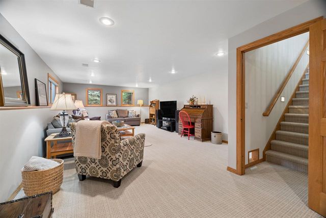 2855 FREEDOM ROAD, De Pere, WI 54115